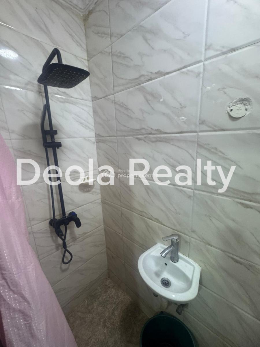a Super Clean and Portable 1 Bedroom Apartment, Covenant Way, Ikate, Lekki, Lagos, Mini Flat (room and Parlour) for Rent