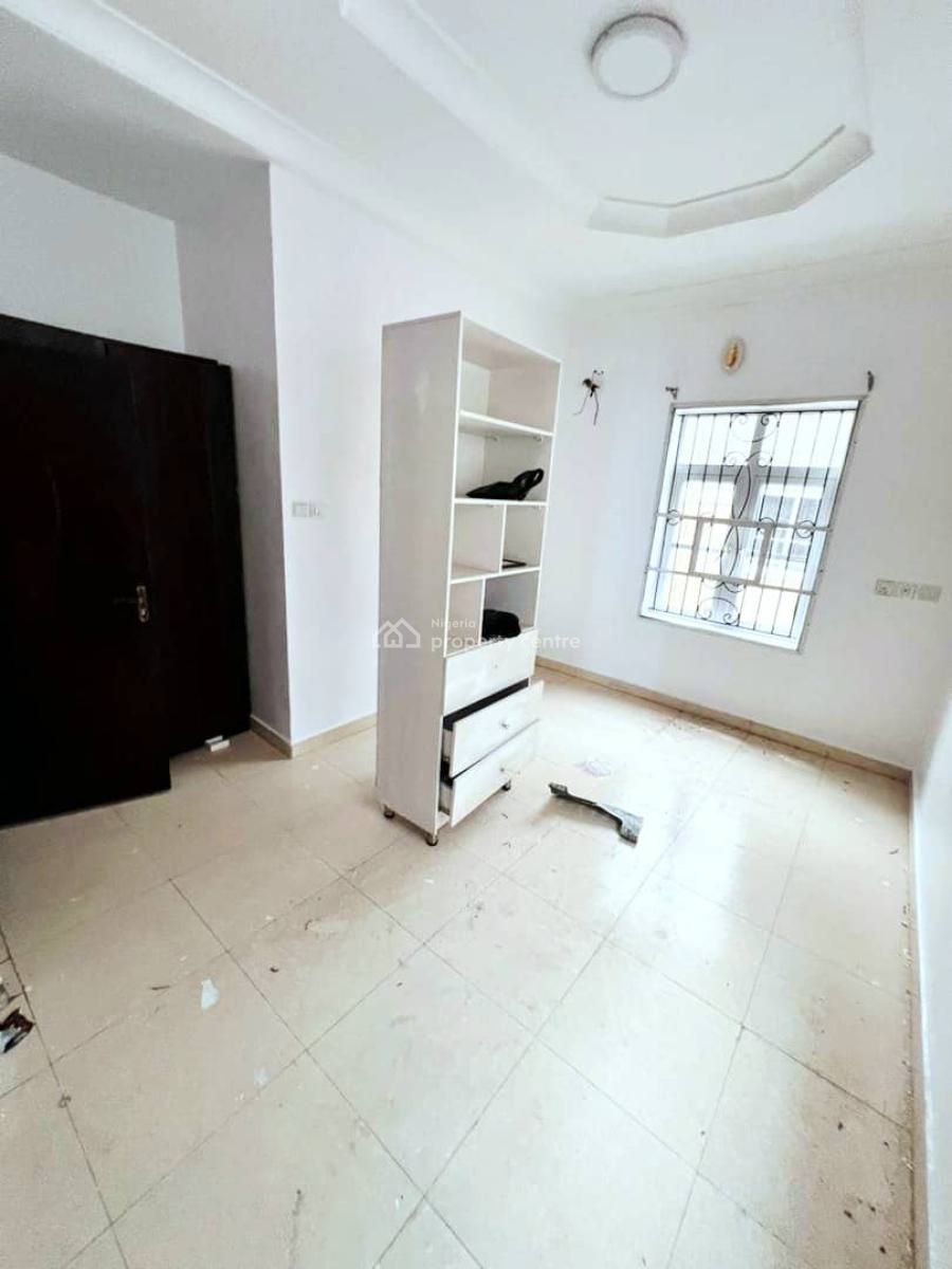 Newly Refurbished 4- Bedroom Semi-detached House, Chevron, Lekki, Lagos, Semi-detached Duplex for Sale
