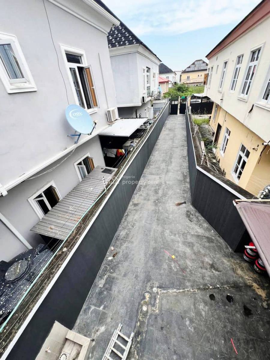 Newly Refurbished 4- Bedroom Semi-detached House, Chevron, Lekki, Lagos, Semi-detached Duplex for Sale