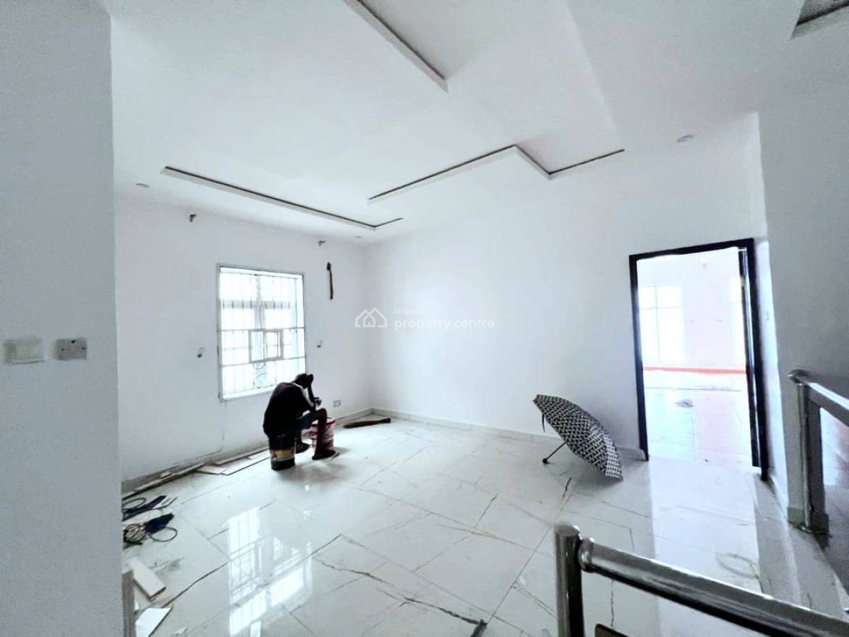 Newly Refurbished 4- Bedroom Semi-detached House, Chevron, Lekki, Lagos, Semi-detached Duplex for Sale