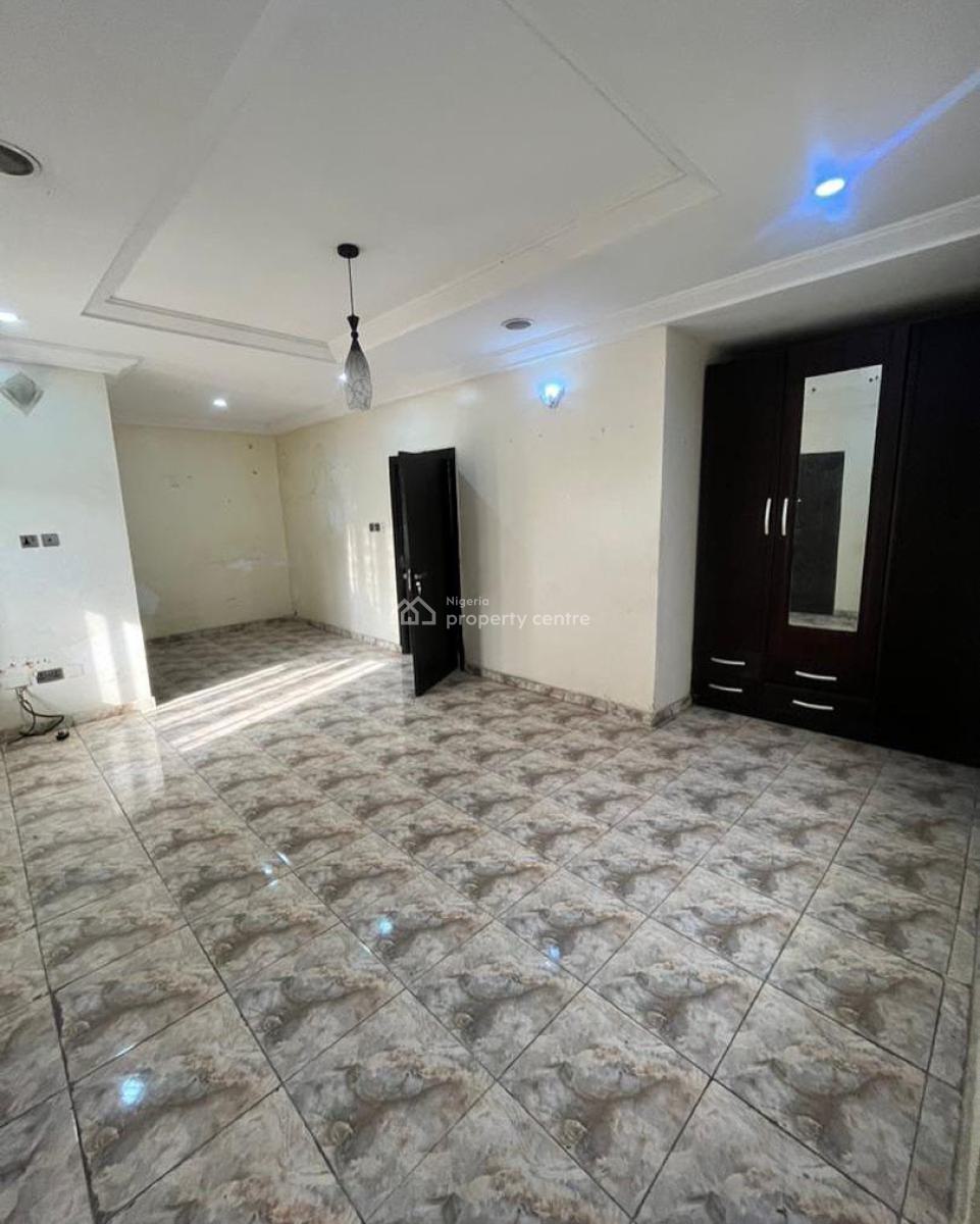 Spacious and Elegant 6 Bedroom Duplex, Lekki Phase 1, Lekki, Lagos, Semi-detached Duplex for Sale