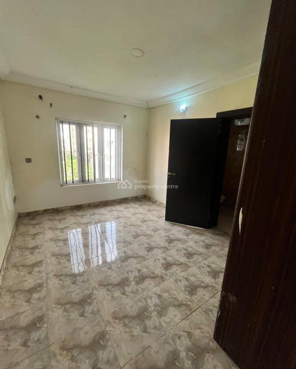 Spacious and Elegant 6 Bedroom Duplex, Lekki Phase 1, Lekki, Lagos, Semi-detached Duplex for Sale