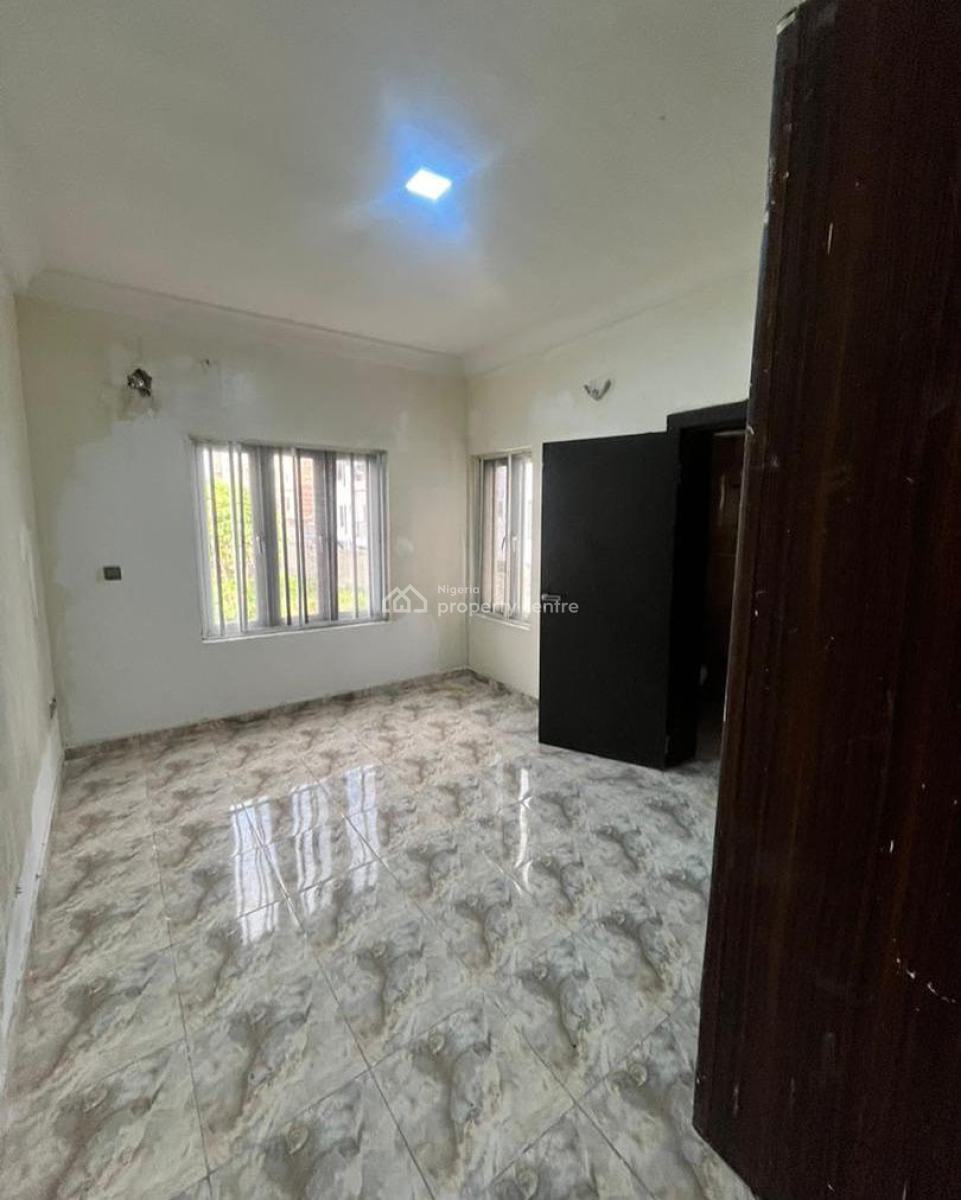 Spacious and Elegant 6 Bedroom Duplex, Lekki Phase 1, Lekki, Lagos, Semi-detached Duplex for Sale