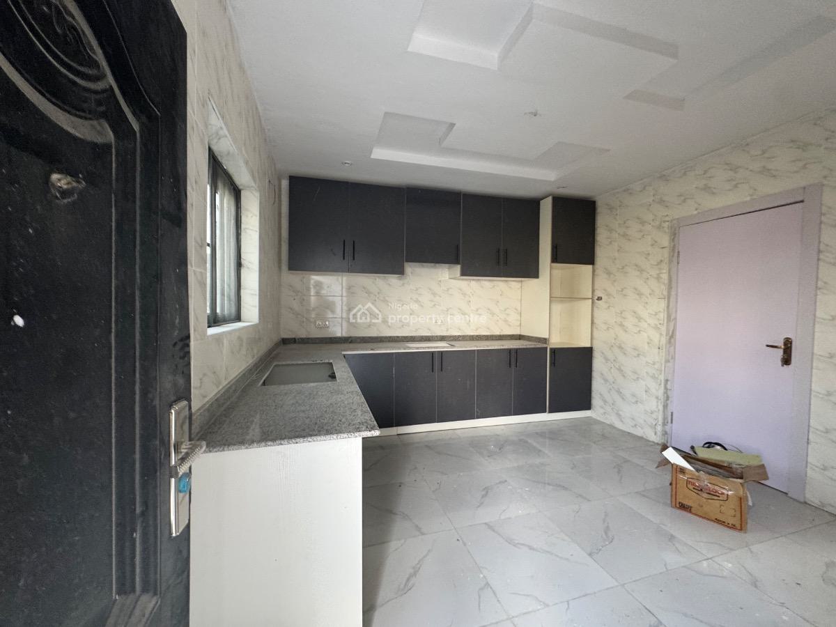 a Well Spacious New 4 Bedroom Townhouse Duplex with a Bq, De Castle Estate Opposite Cooplag Estate, Orchid Road, Lekki, Lagos, Terraced Duplex for Sale