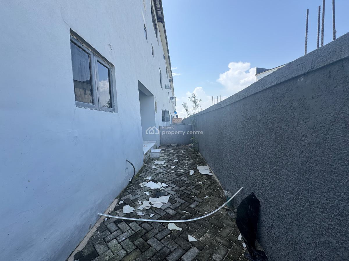 a Well Spacious New 4 Bedroom Townhouse Duplex with a Bq, De Castle Estate Opposite Cooplag Estate, Orchid Road, Lekki, Lagos, Terraced Duplex for Sale