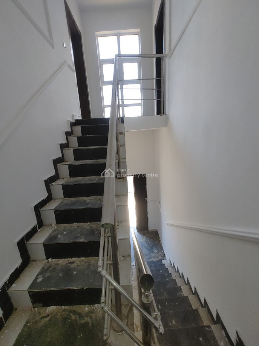 Clean Renovated Luxury 3 Bedroom Apartment, Behind Blenco, Olokonla, Ajah, Lagos, Flat / Apartment for Rent