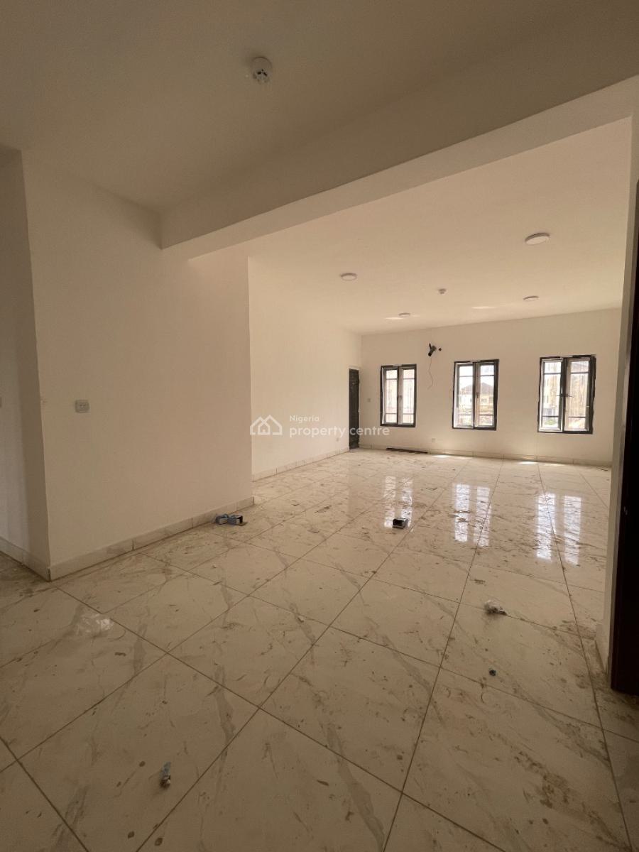 Cozy & Contemporary 3bedroom Living on Regent Avenue, Therra Annex Estate Off Lekki Epe Expressway, Sangotedo, Ajah, Lagos, Block of Flats for Sale