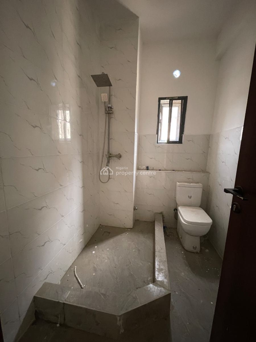 Cozy & Contemporary 3bedroom Living on Regent Avenue, Therra Annex Estate Off Lekki Epe Expressway, Sangotedo, Ajah, Lagos, Block of Flats for Sale