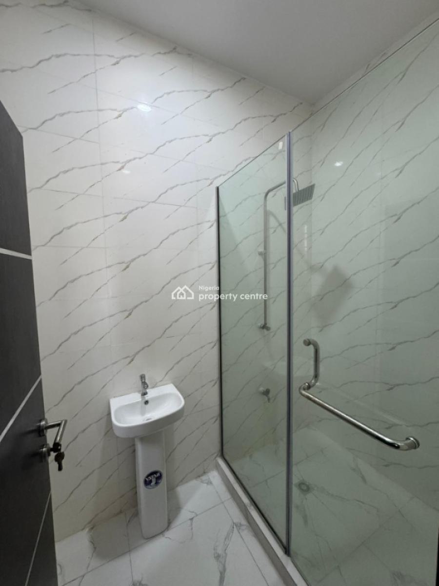 Brand New Spacious 2 Bedroom Apartment, Lekki, Lagos, Flat / Apartment for Rent