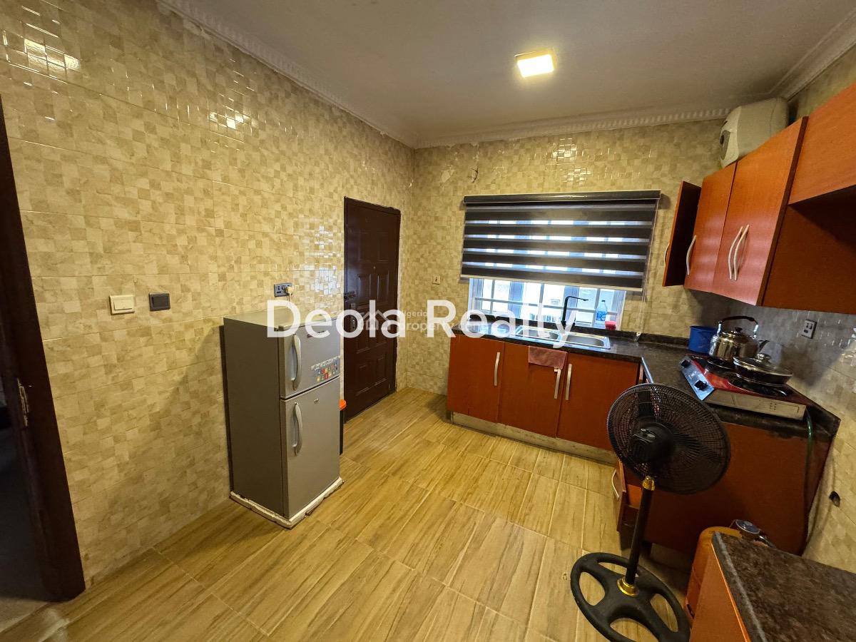 a Super Clean 3 Bedroom Terrace Duplex, Ikate, Lekki, Lagos, Terraced Duplex for Rent