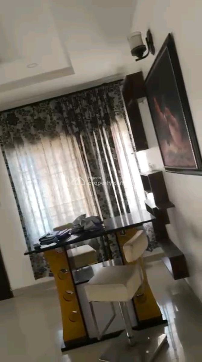 Standard 3 Bedroom Apartment All Room Ensuites with Guest Toilet, Murtala Elutu Street, Osapa, Lekki, Lagos, Flat / Apartment for Rent