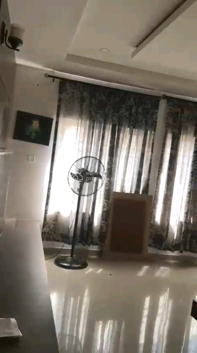 Standard 3 Bedroom Apartment All Room Ensuites with Guest Toilet, Murtala Elutu Street, Osapa, Lekki, Lagos, Flat / Apartment for Rent