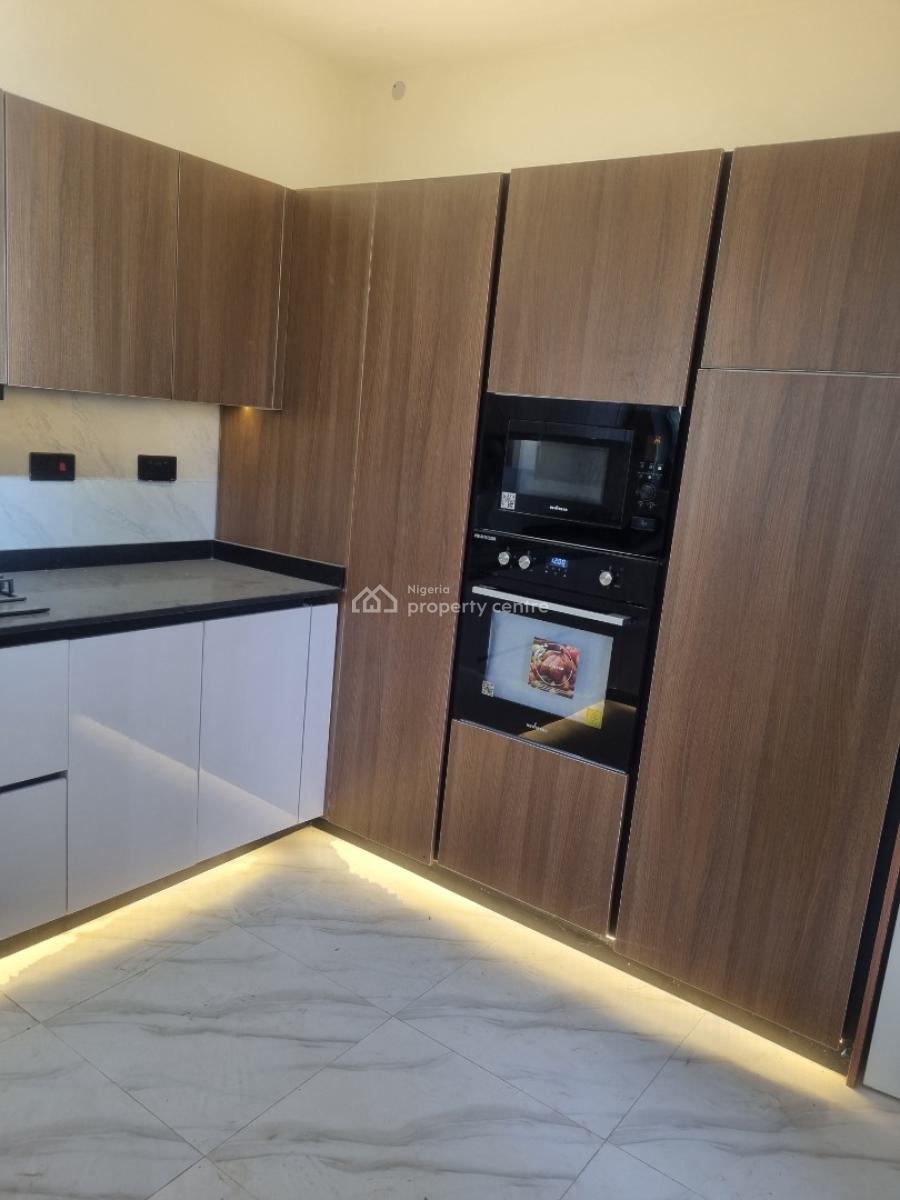Exquisite  Smart 3bedroom Flat with a Bq, Jahi, Abuja, Flat / Apartment for Sale