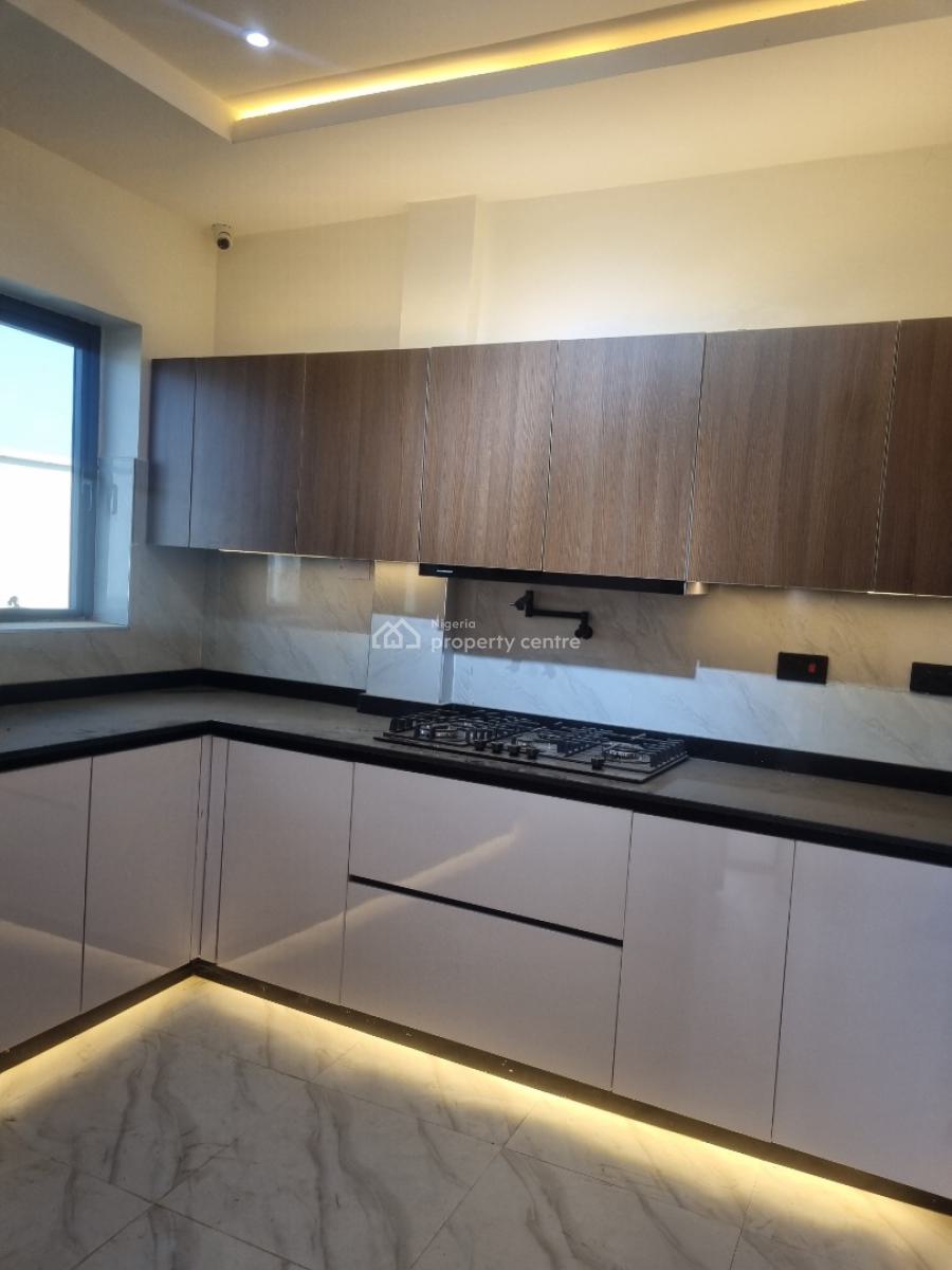 Exquisite  Smart 3bedroom Flat with a Bq, Jahi, Abuja, Flat / Apartment for Sale