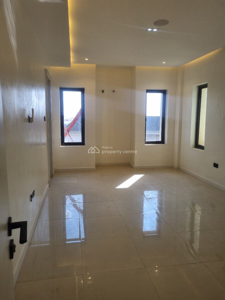 Exquisite  Smart 3bedroom Flat with a Bq, Jahi, Abuja, Flat / Apartment for Sale