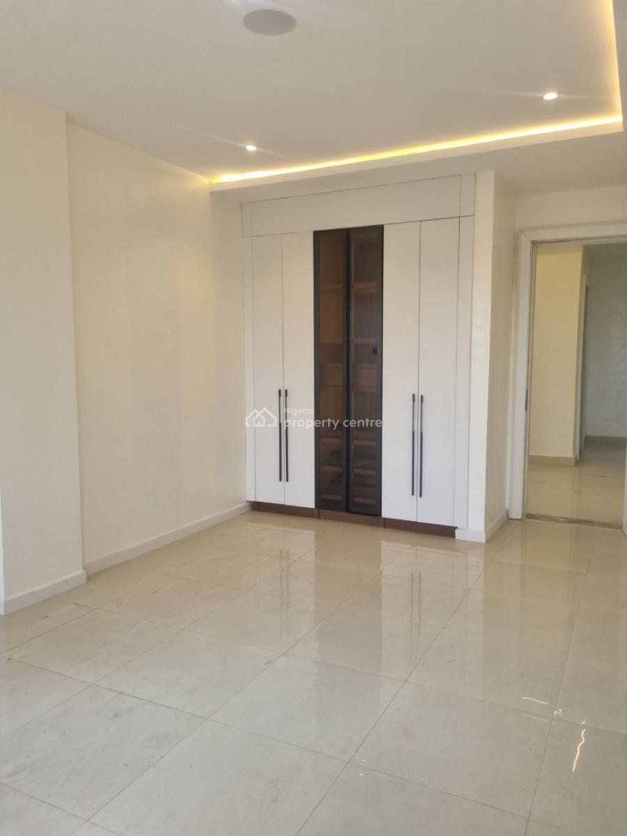 Exquisite  Smart 3bedroom Flat with a Bq, Jahi, Abuja, Flat / Apartment for Sale