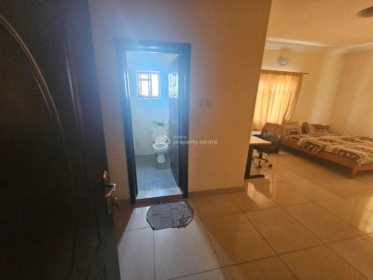 3 Bedroom Apartment, Off Admiralty Road, Lekki Phase 1, Lekki, Lagos, Flat / Apartment for Rent