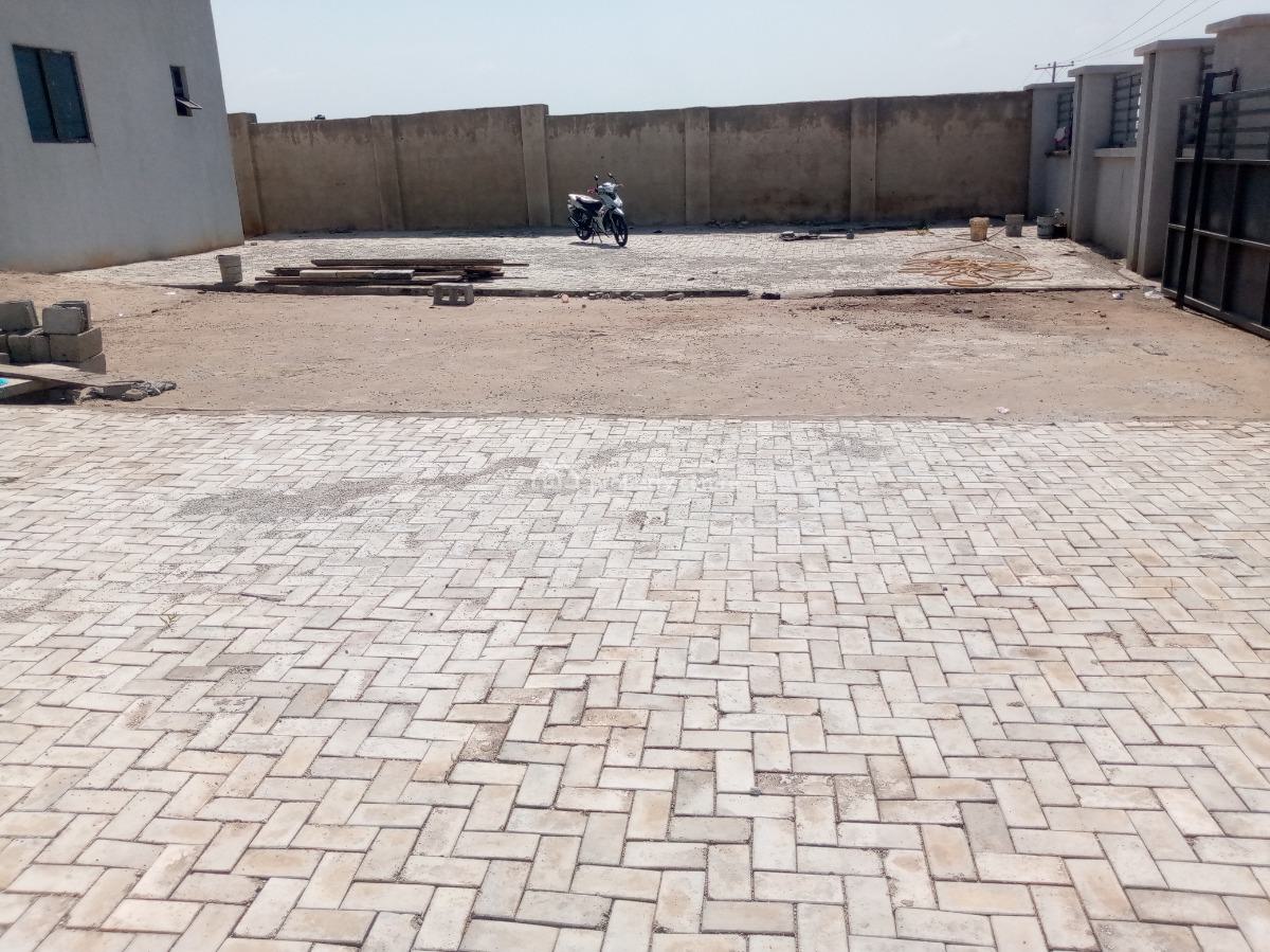 Newly Built Warehouse, Kubwa Deidei Expressway, Kubwa, Abuja, Warehouse for Rent