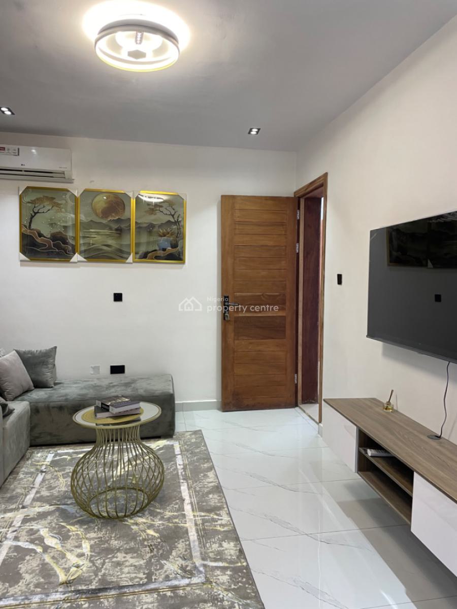 Exclusive One Bedroom Apartment, Yaba, Lagos, Mini Flat (room and Parlour) Short Let