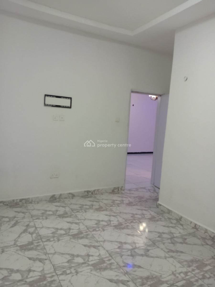 Freshly Made Single Room in a Shared Apartment Upstairs, Royal View Estate, Ikota, Lekki, Lagos, Terraced Duplex for Rent