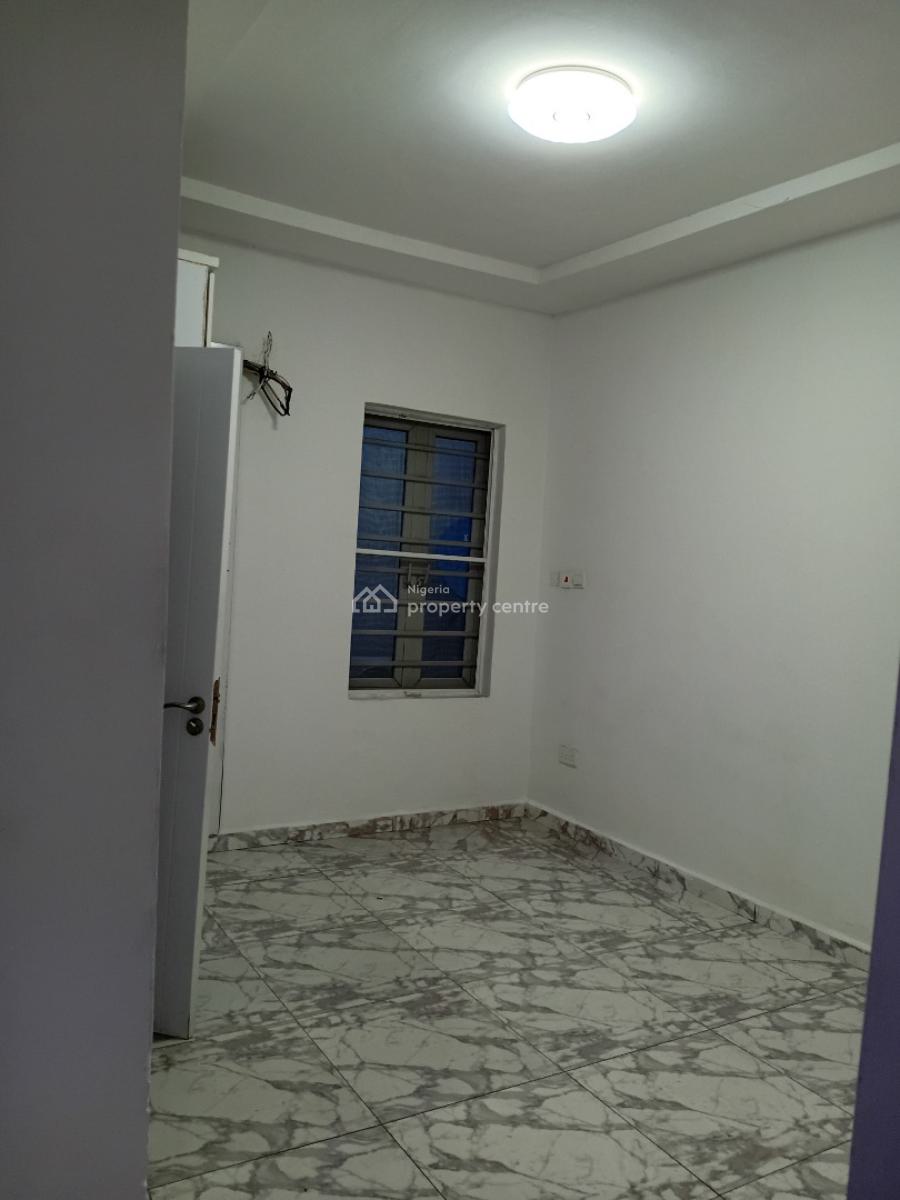 Freshly Made Single Room in a Shared Apartment Upstairs, Royal View Estate, Ikota, Lekki, Lagos, Terraced Duplex for Rent