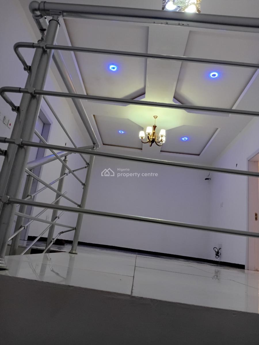 Freshly Made Single Room in a Shared Apartment Upstairs, Royal View Estate, Ikota, Lekki, Lagos, Terraced Duplex for Rent