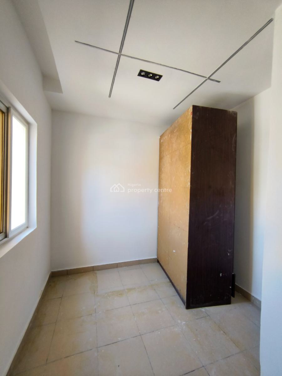 Well Remodeled 3 Bedroom Apartment with Pop, Osapa, Lekki, Lagos, Flat / Apartment for Rent