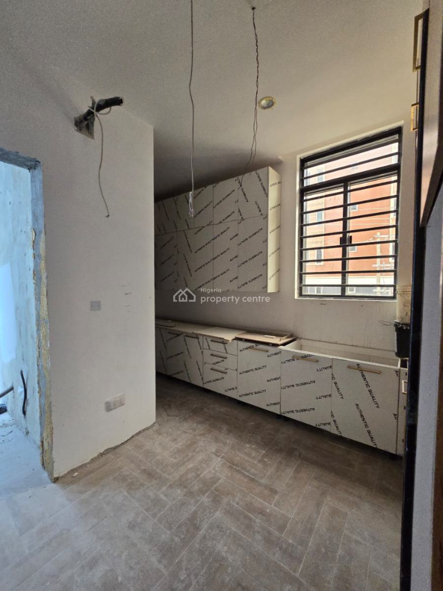 Contemporary Luxury Esigned Serviced 4 Bedroom Terrace with a Room Bq, Lekki Phase 1, Lekki, Lagos, Terraced Duplex for Sale