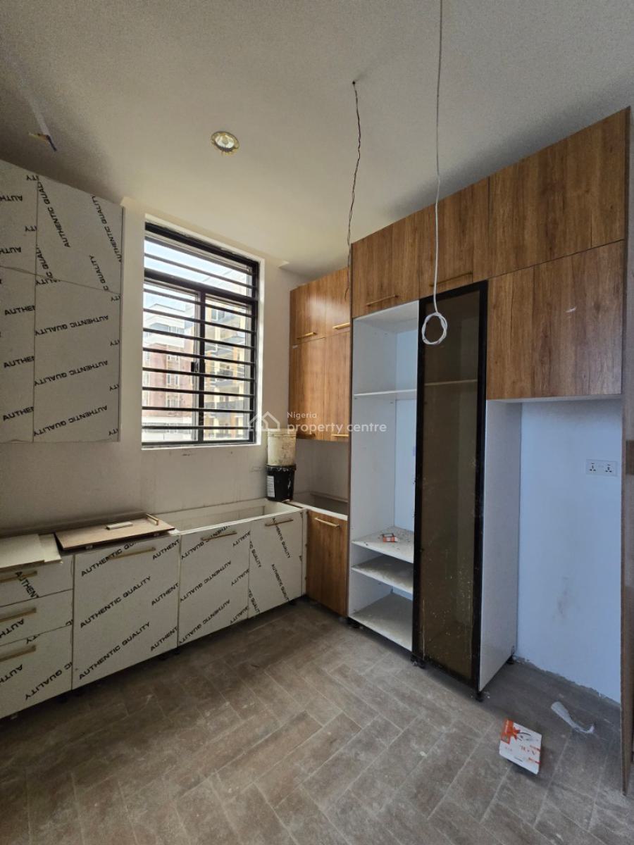 Contemporary Luxury Esigned Serviced 4 Bedroom Terrace with a Room Bq, Lekki Phase 1, Lekki, Lagos, Terraced Duplex for Sale