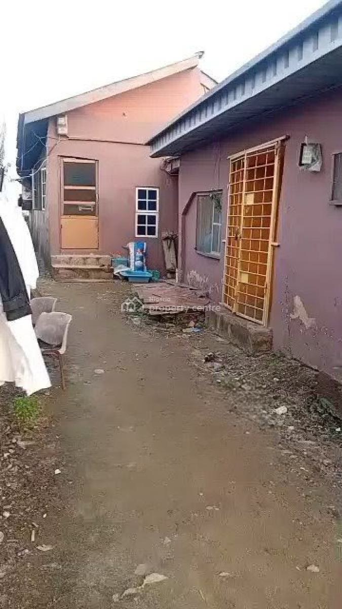Compact 274 Sqm of Land with 5 Bedroom Building, Ogudu, Lagos, Detached Bungalow for Sale