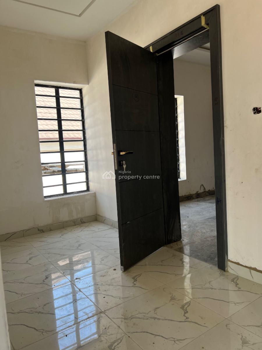 Luxury 4-bedrooms Terraced with Bqs, on Aso Drive, Maitama District, Abuja, Terraced Duplex for Sale