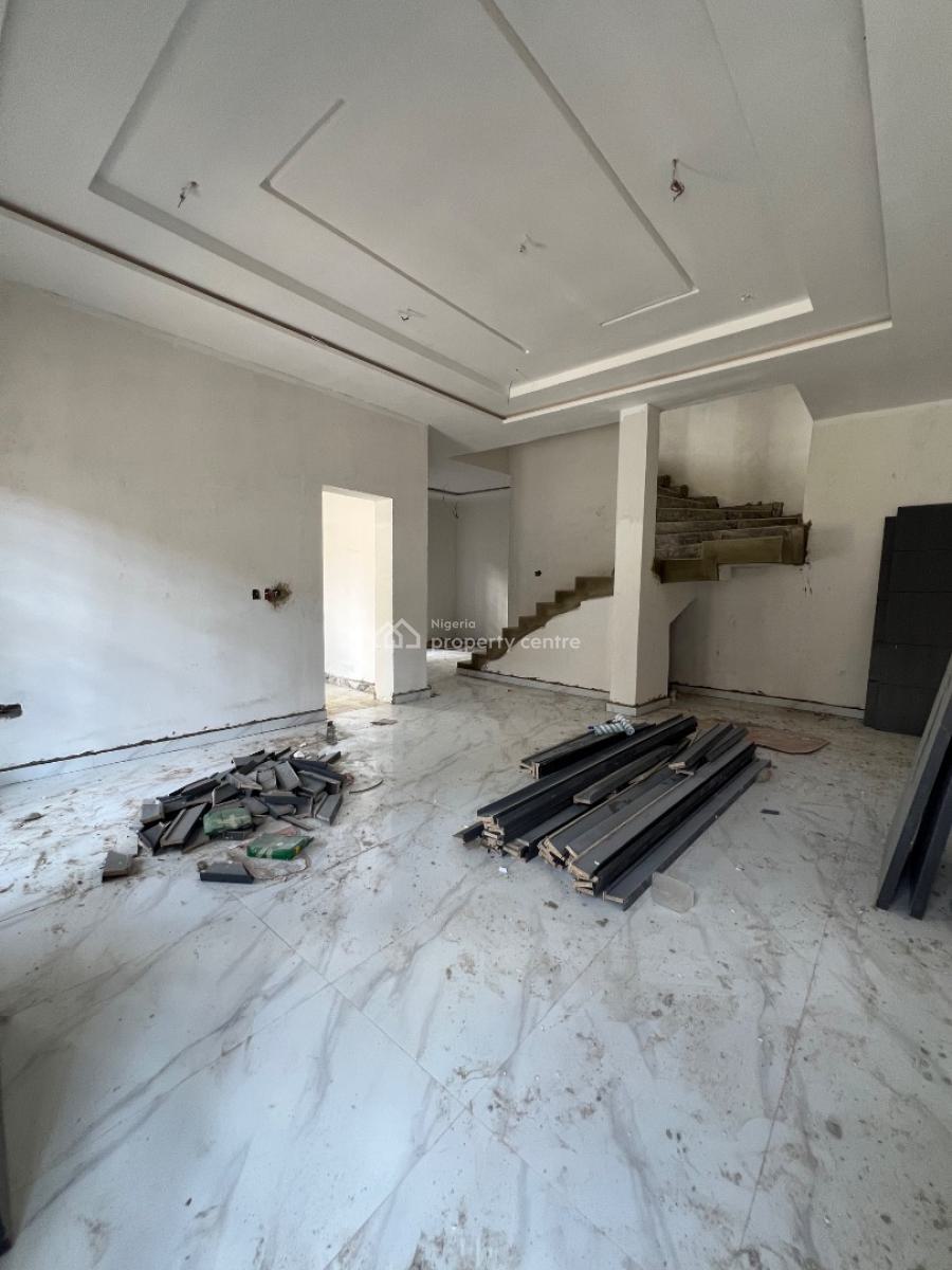 Luxury 4-bedrooms Terraced with Bqs, on Aso Drive, Maitama District, Abuja, Terraced Duplex for Sale