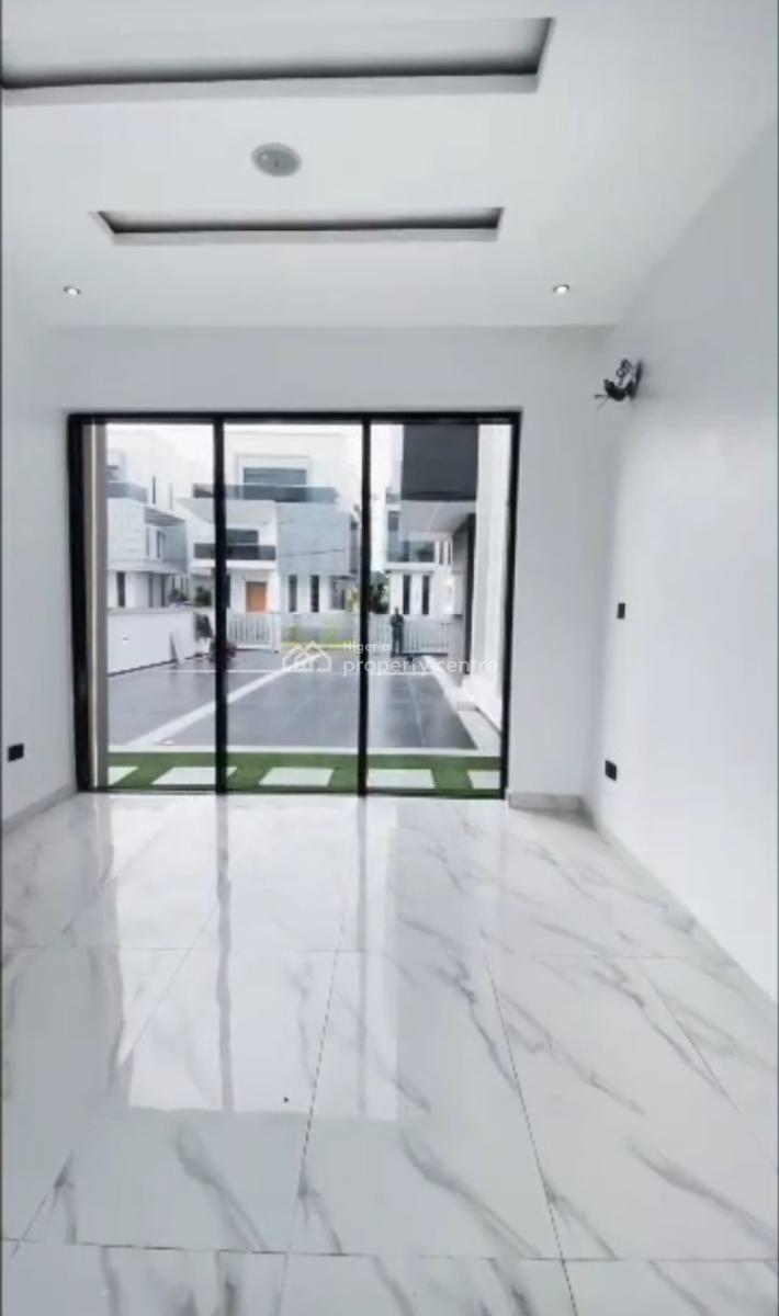 5 Bedroom Fully Detached Parking Space: 14 to 15 Cars Land Size: 603 S, Lakeview Park2 Estate. Orchid Road, Lekki, Lagos, Detached Duplex for Sale