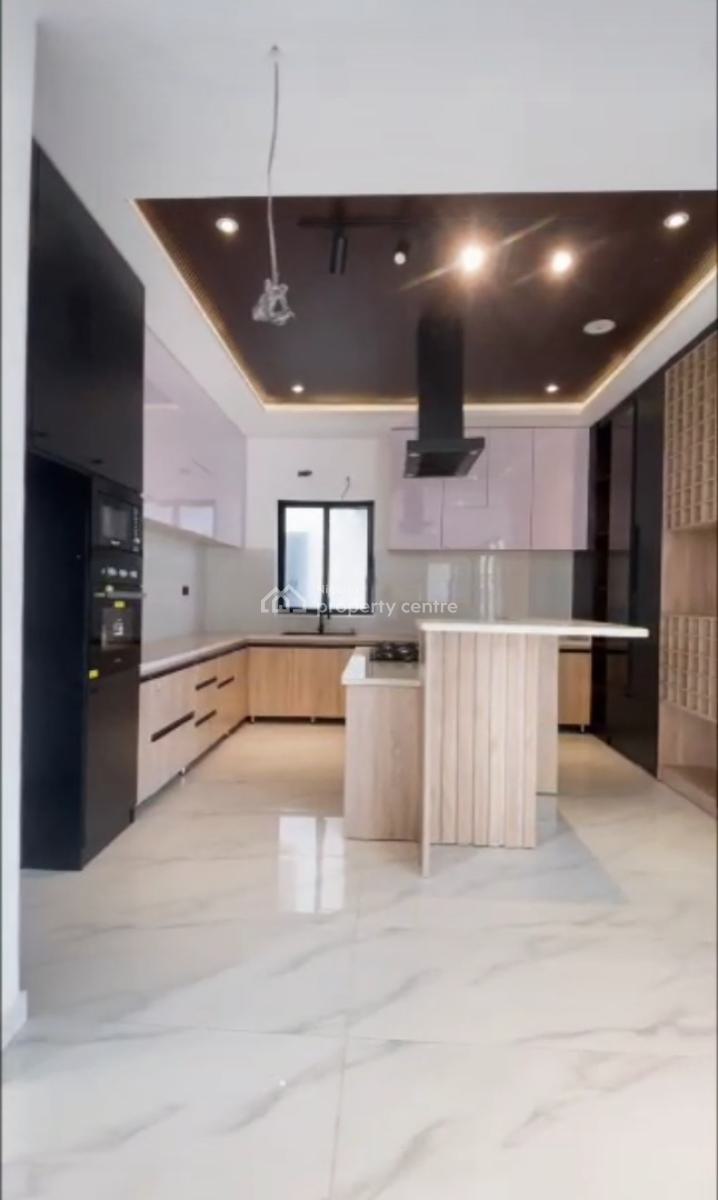 5 Bedroom Fully Detached Parking Space: 14 to 15 Cars Land Size: 603 S, Lakeview Park2 Estate. Orchid Road, Lekki, Lagos, Detached Duplex for Sale