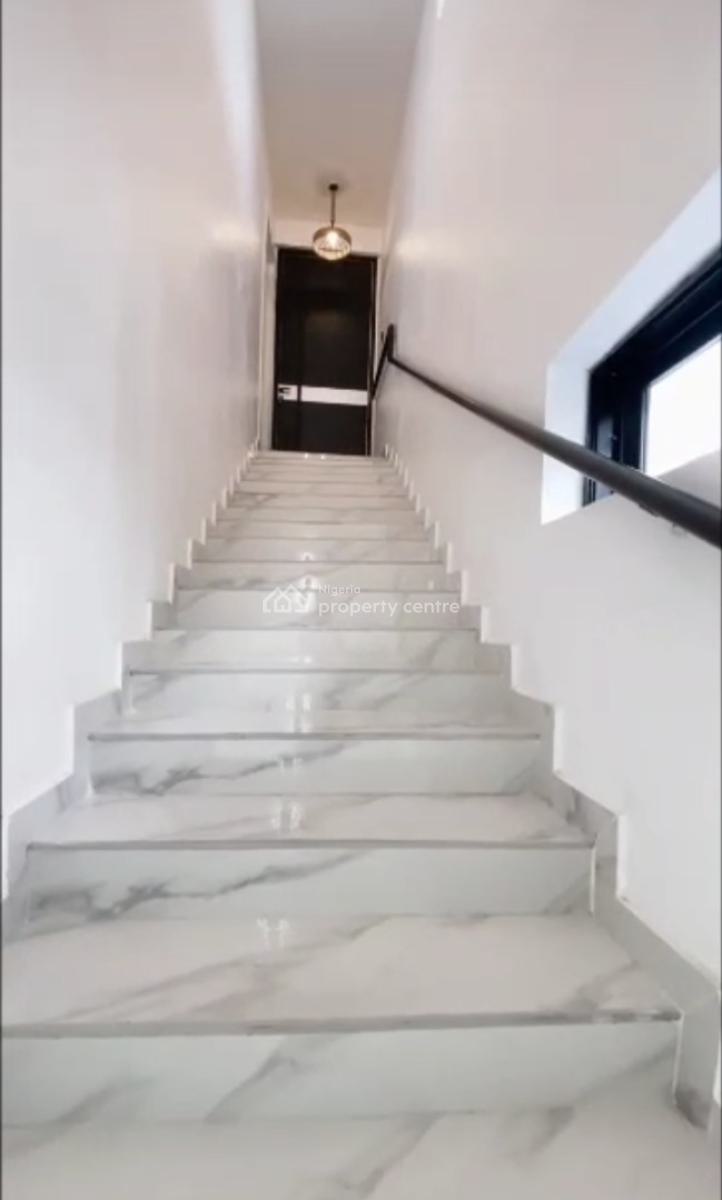5 Bedroom Fully Detached Parking Space: 14 to 15 Cars Land Size: 603 S, Lakeview Park2 Estate. Orchid Road, Lekki, Lagos, Detached Duplex for Sale