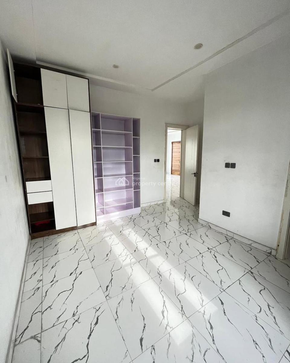 2 Bedroom Apartment, Agungi, Lekki, Lagos, Flat / Apartment for Sale