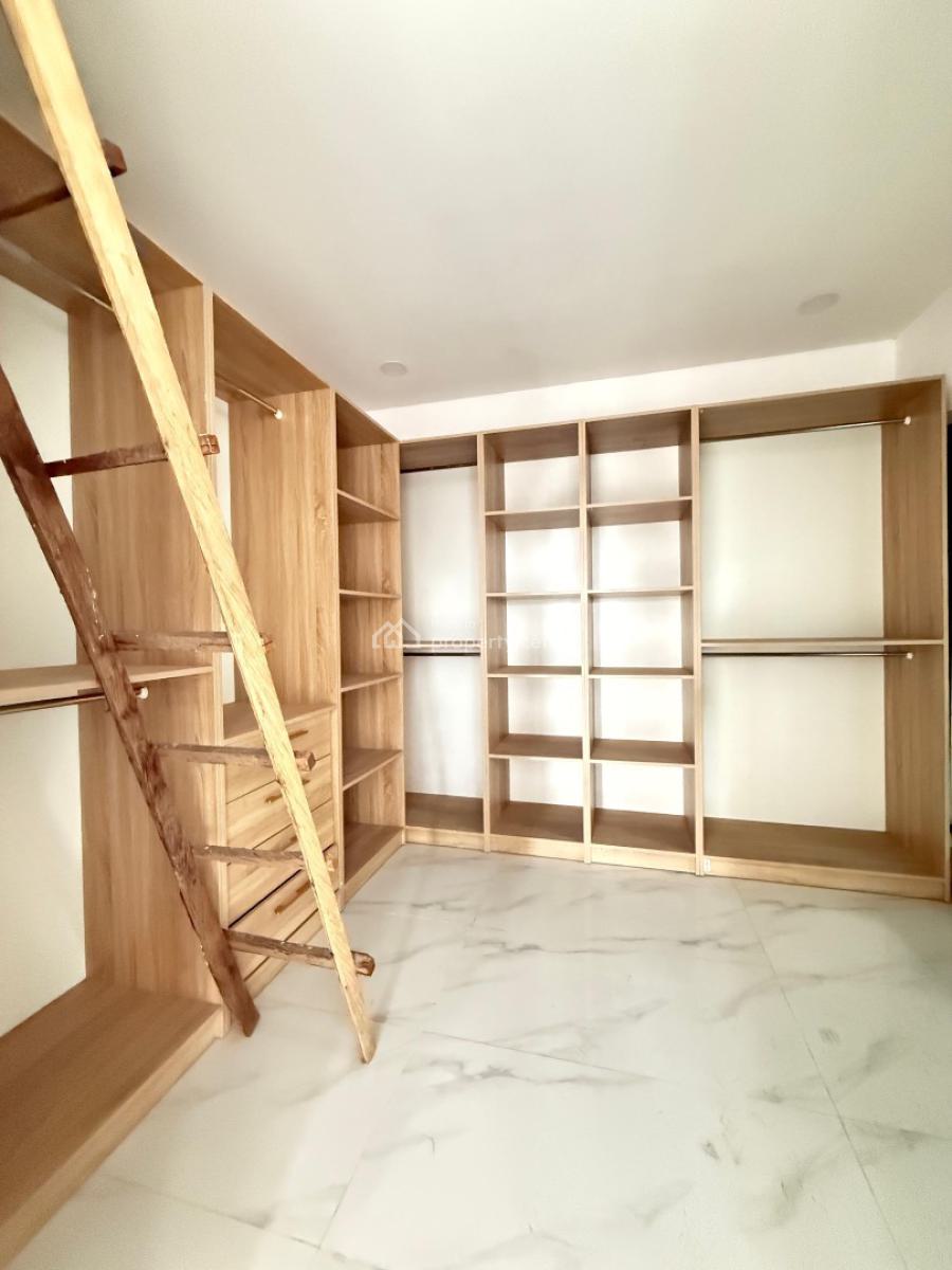 Aesthetically Pleasing 5 Bedroom Duplex with a Rooftop and Bq, Osapa, Lekki, Lagos, House for Sale