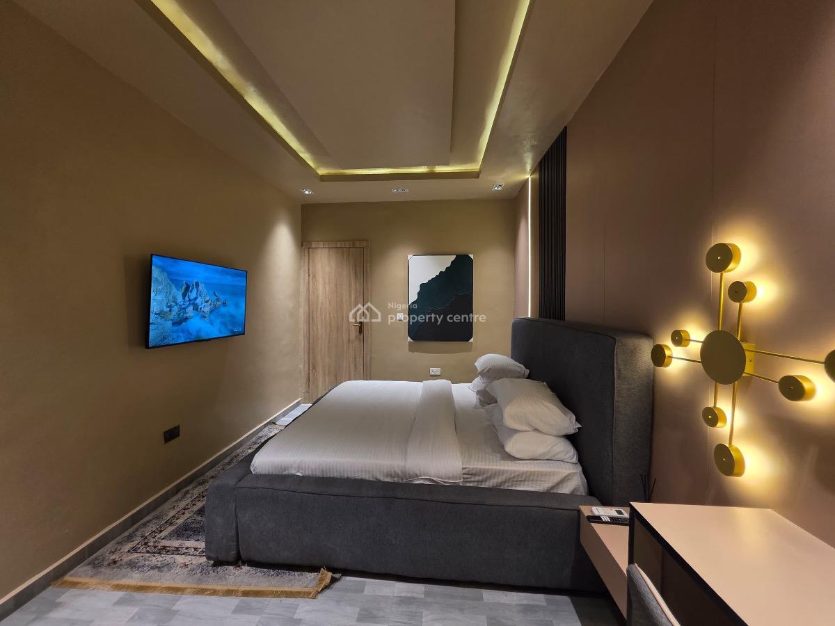 Waterfront 2 Bedroom Luxurious Apartment Available From  Today, Lekki Phase 1, Lekki, Lagos, Flat / Apartment Short Let