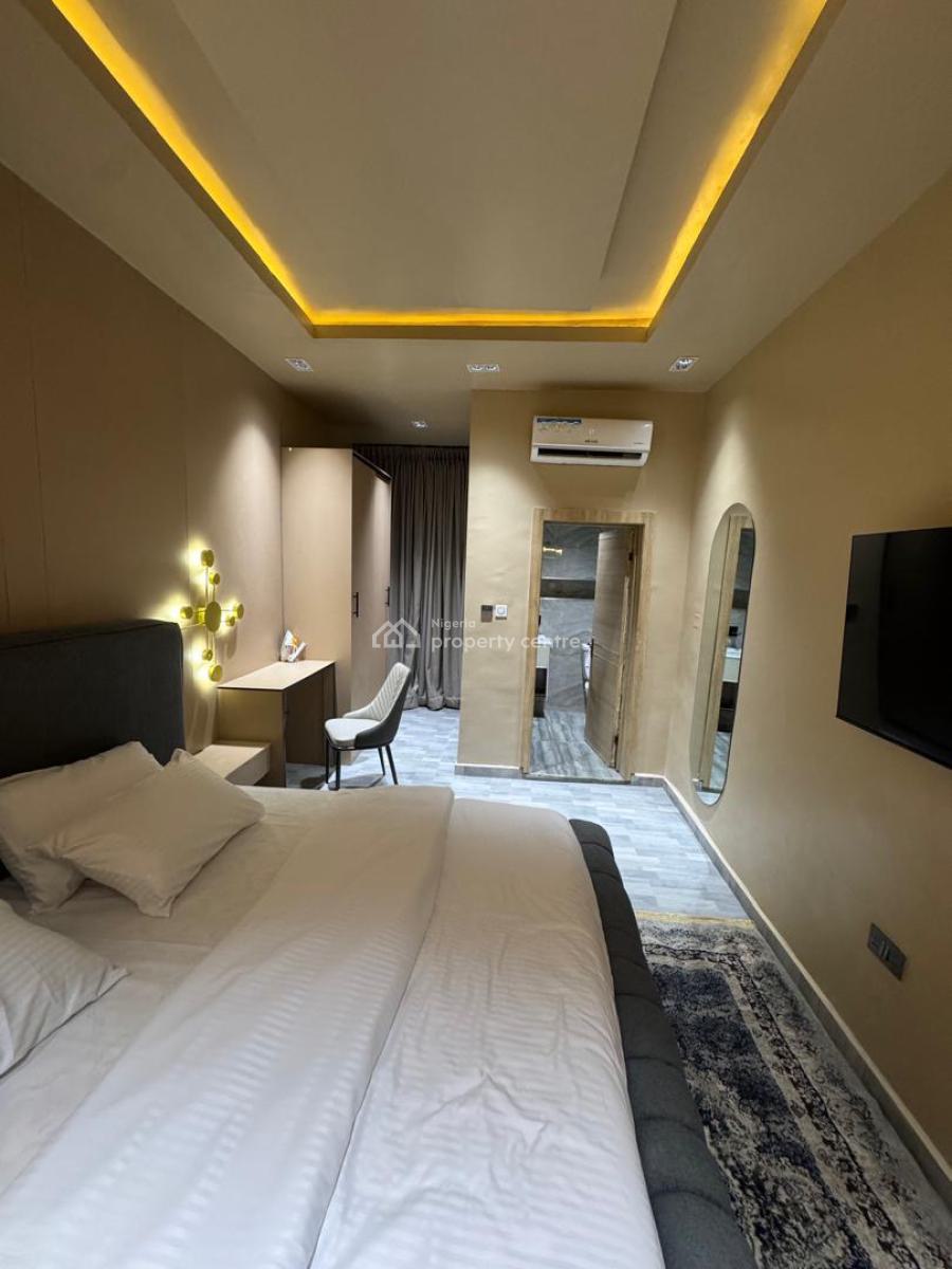 Waterfront 2 Bedroom Luxurious Apartment Available From  Today, Lekki Phase 1, Lekki, Lagos, Flat / Apartment Short Let