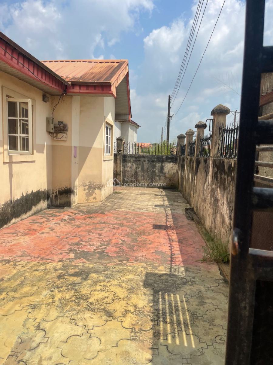 Spacious 3 Bedroom Bungalow, Sweet Sensation Mfm, Magboro, Ogun, Detached Bungalow for Sale