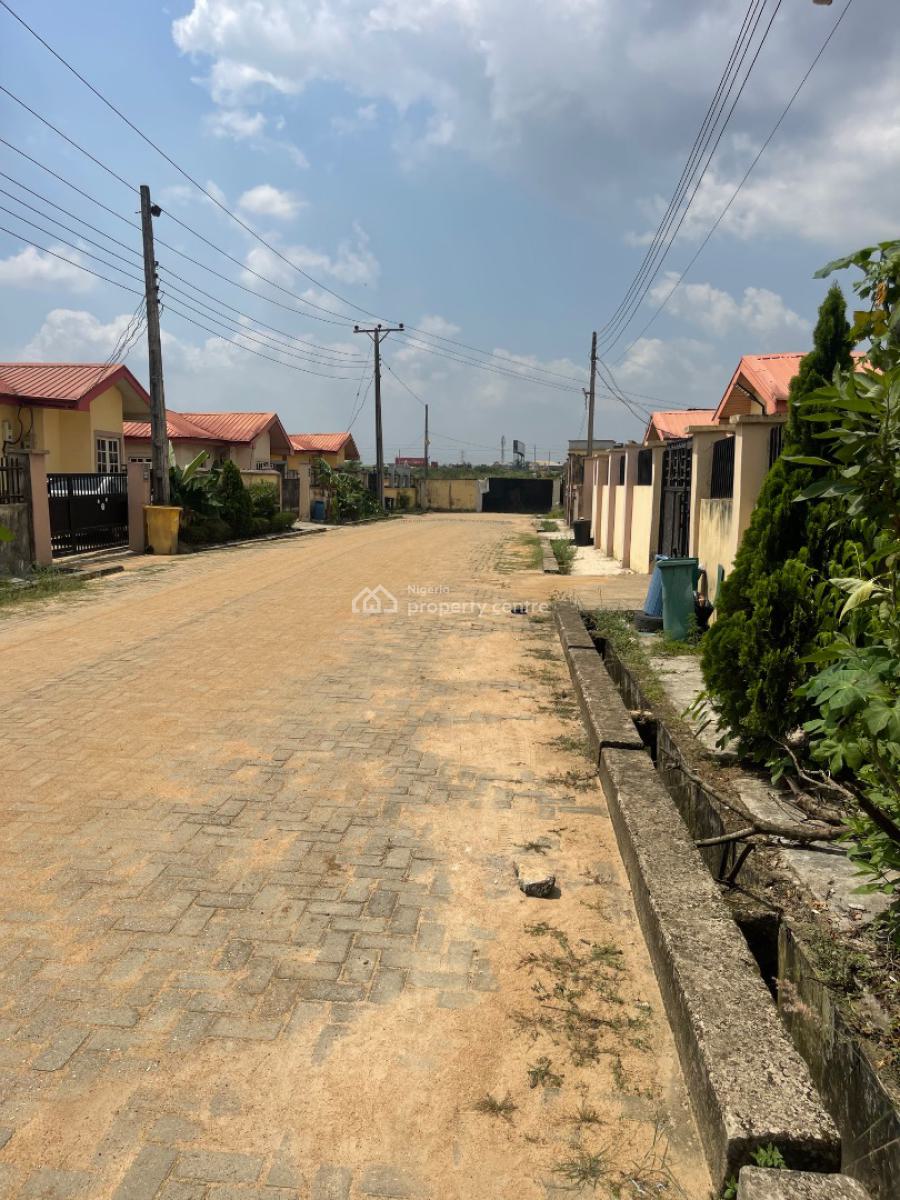 Spacious 3 Bedroom Bungalow, Sweet Sensation Mfm, Magboro, Ogun, Detached Bungalow for Sale