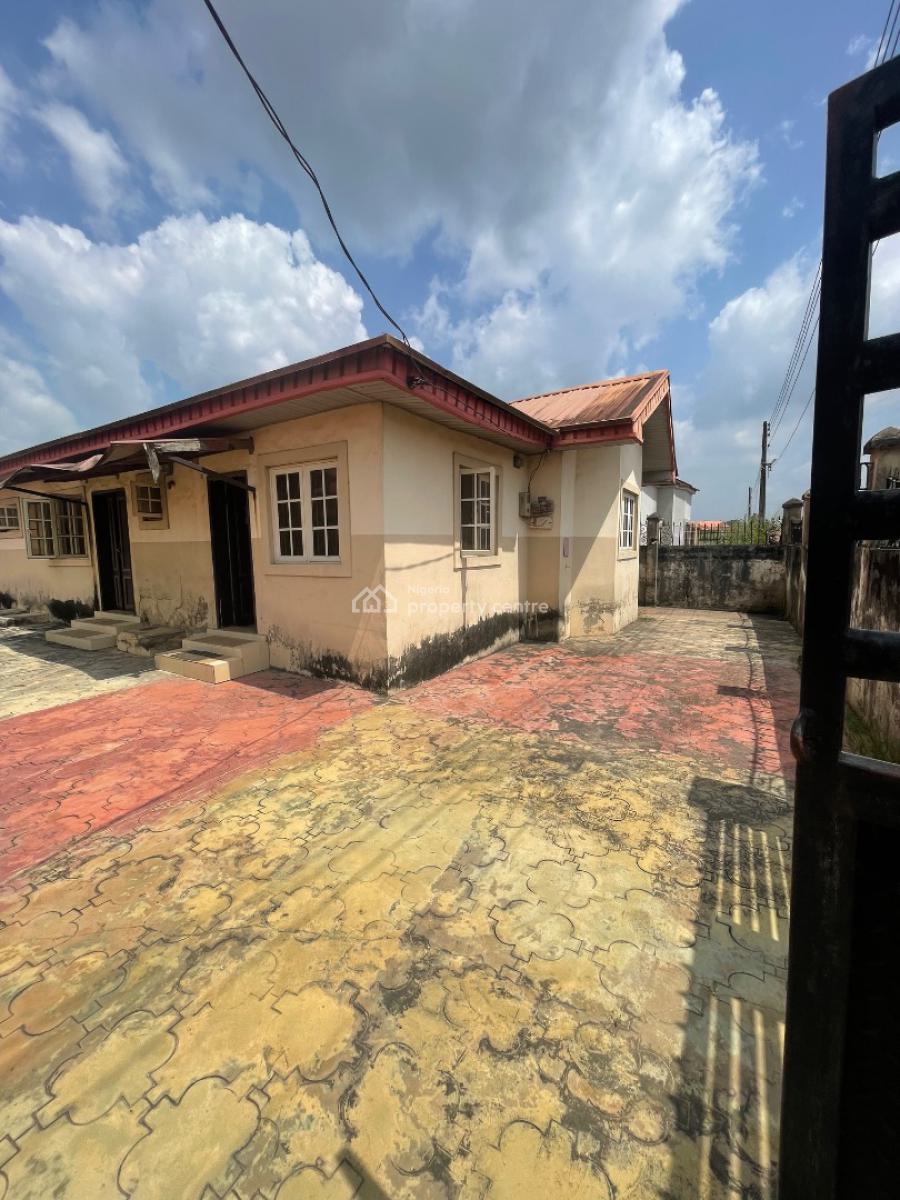 Spacious 3 Bedroom Bungalow, Sweet Sensation Mfm, Magboro, Ogun, Detached Bungalow for Sale