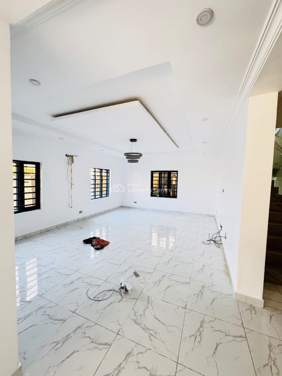 Massive, Spacious 4 Bedroom Semi Detached Duplex, Chevron, Lekki, Lagos, Detached Duplex for Rent