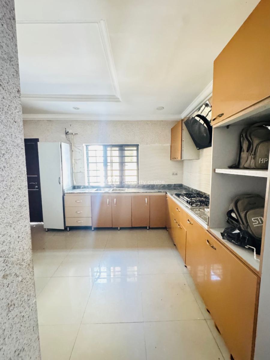 Massive, Spacious 4 Bedroom Semi Detached Duplex, Chevron, Lekki, Lagos, Detached Duplex for Rent