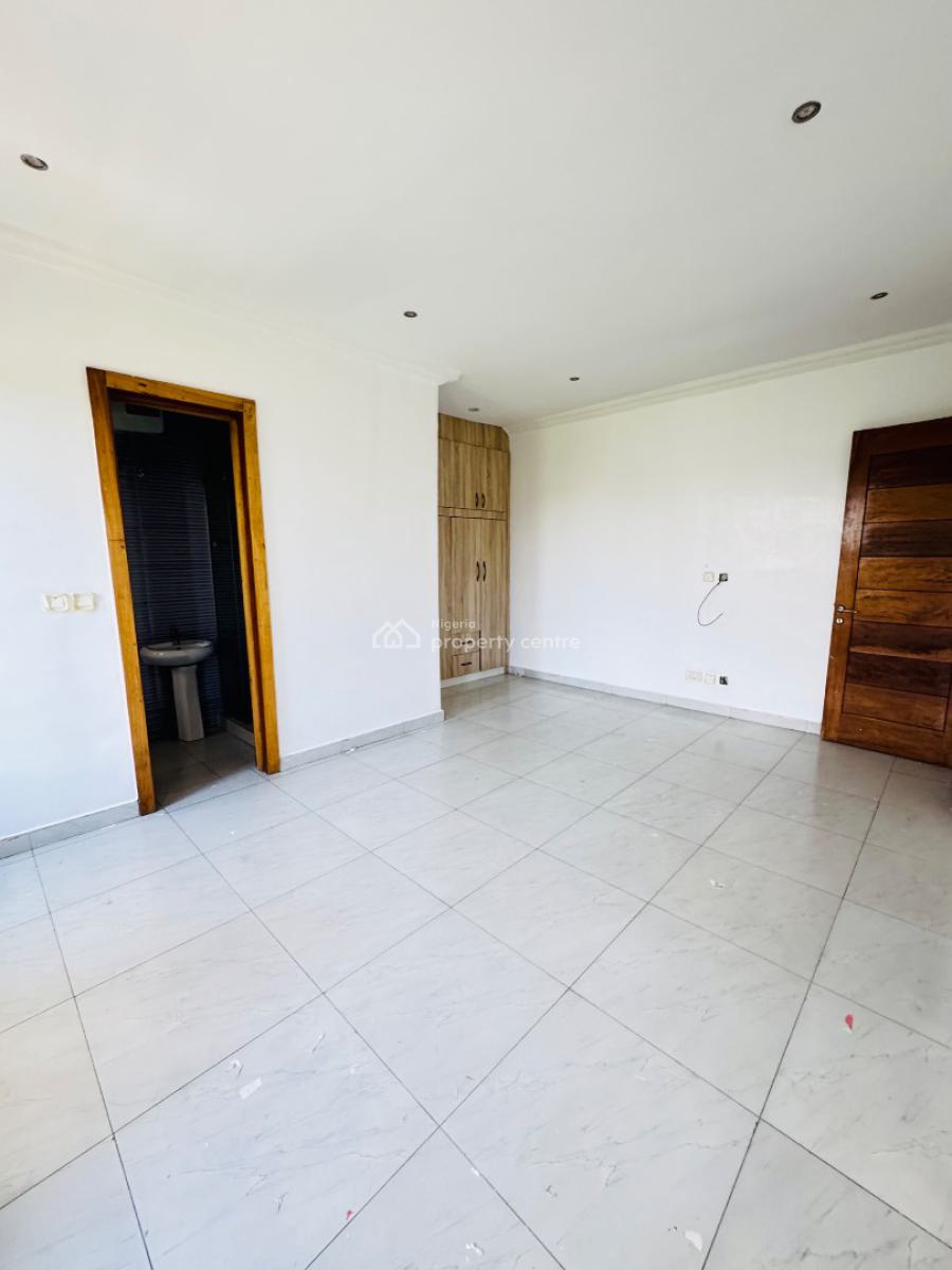 Massive, Spacious 4 Bedroom Semi Detached Duplex, Chevron, Lekki, Lagos, Detached Duplex for Rent