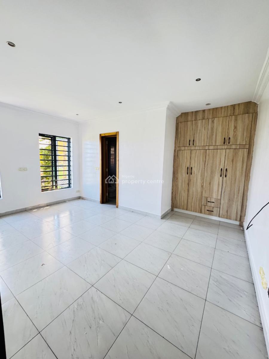 Massive, Spacious 4 Bedroom Semi Detached Duplex, Chevron, Lekki, Lagos, Detached Duplex for Rent