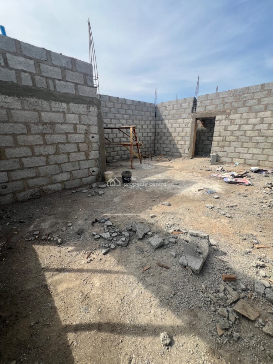 3 Bedrooms with a Bq, Just Along The Tarred Road By Firs, Fo1 Layout, Kubwa, Abuja, Terraced Duplex for Sale