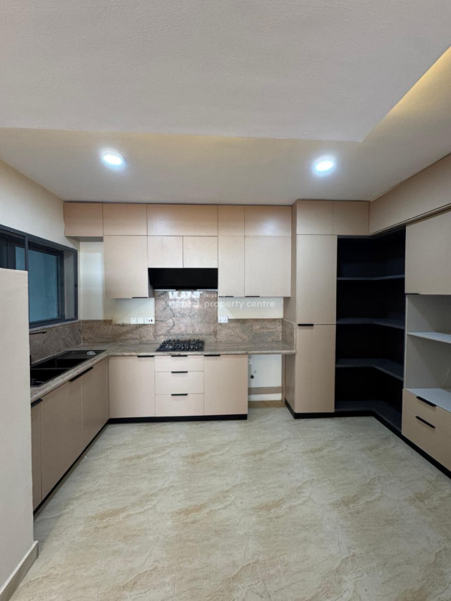 Brand New 3 Bedroom Apartment, Lekki Phase 1, Lekki, Lagos, Flat / Apartment for Rent