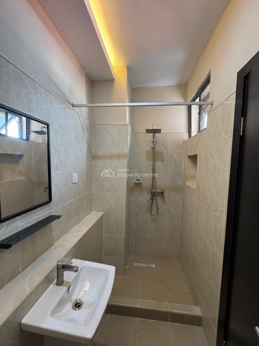 Brand New 3 Bedroom Apartment, Lekki Phase 1, Lekki, Lagos, Flat / Apartment for Rent