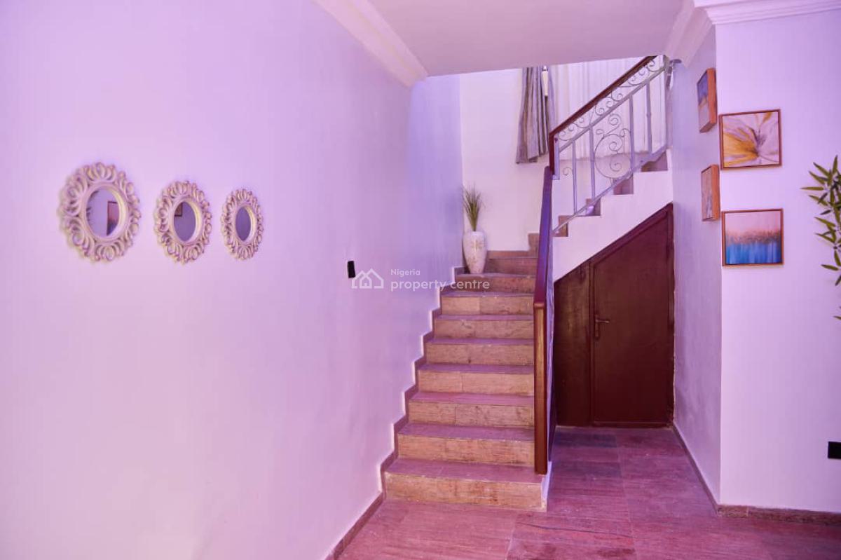 Minimalist Studio Apartment, Adeola Ajayi Crescent Off Oludegun Avenue, Mafoluku, Oshodi, Lagos, Self Contain (single Rooms) Short Let